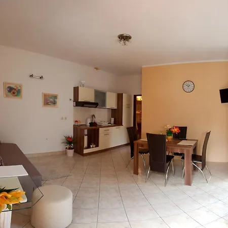 Appartement Four Stars *