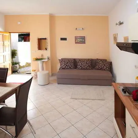 Four Stars Appartement *